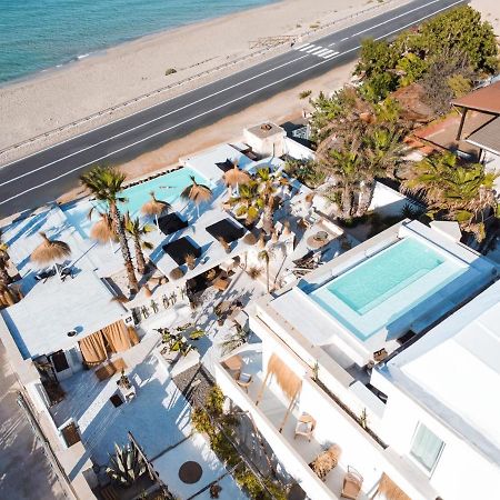 Playa Paraiso Marina di Lizzano Exterior foto